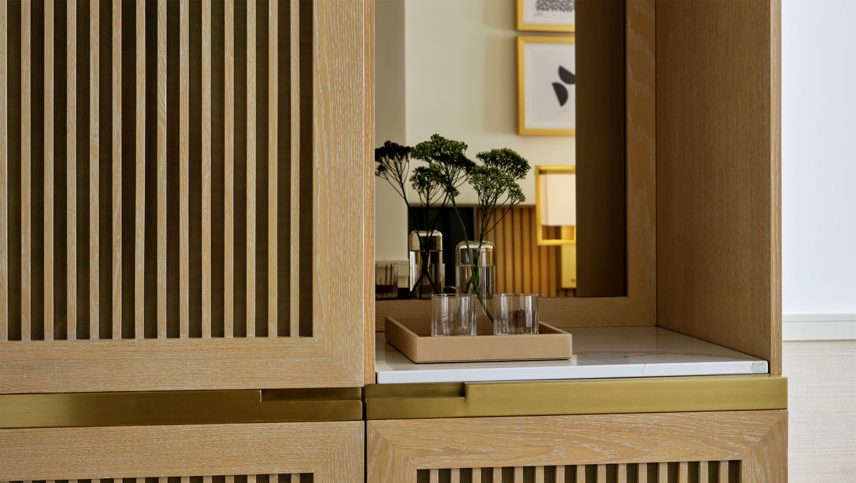 guestroom bar area at 70 Park Ave