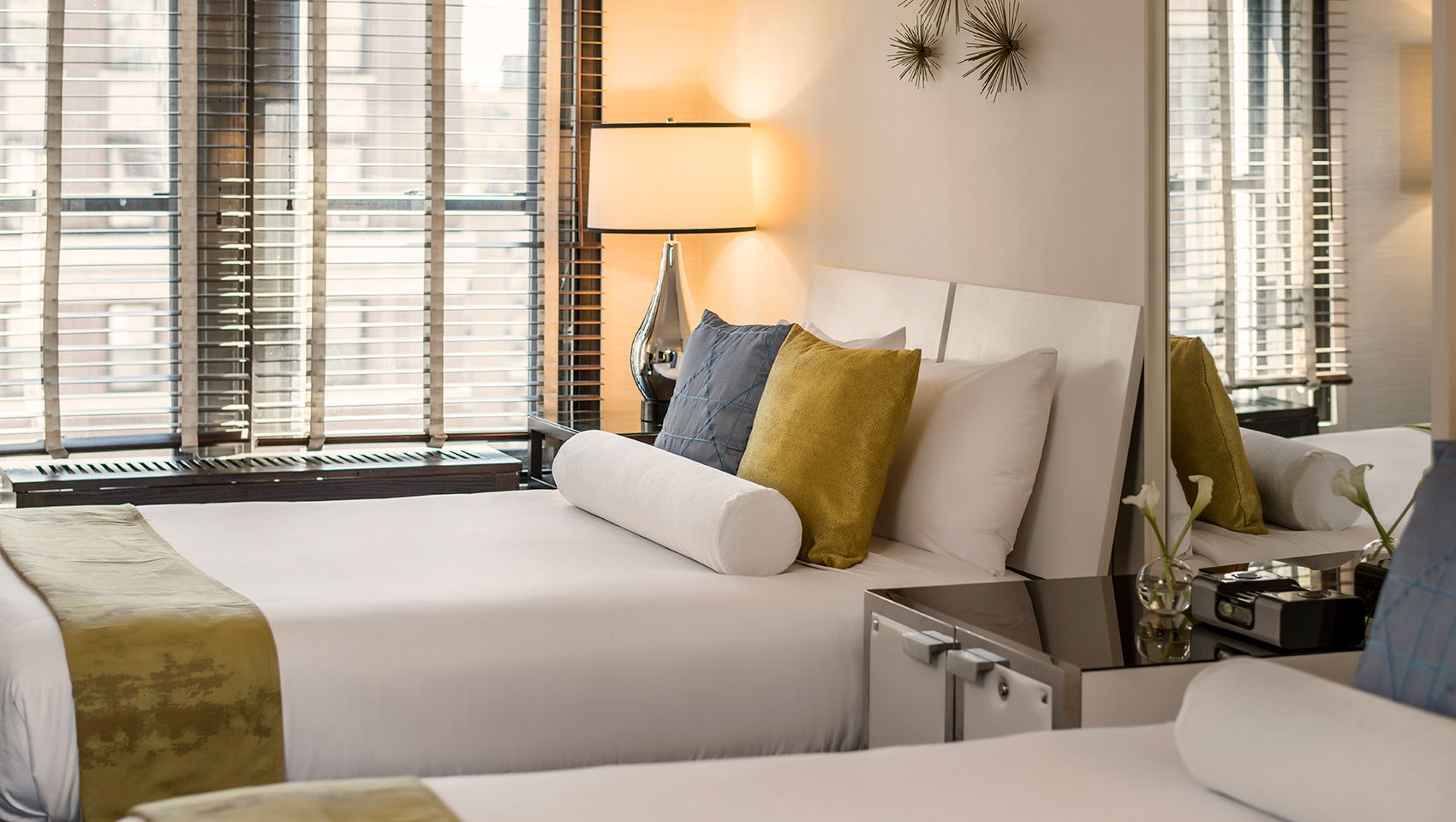 Premier Hotel Rooms in Manhattan 70 Park Ave Hotel